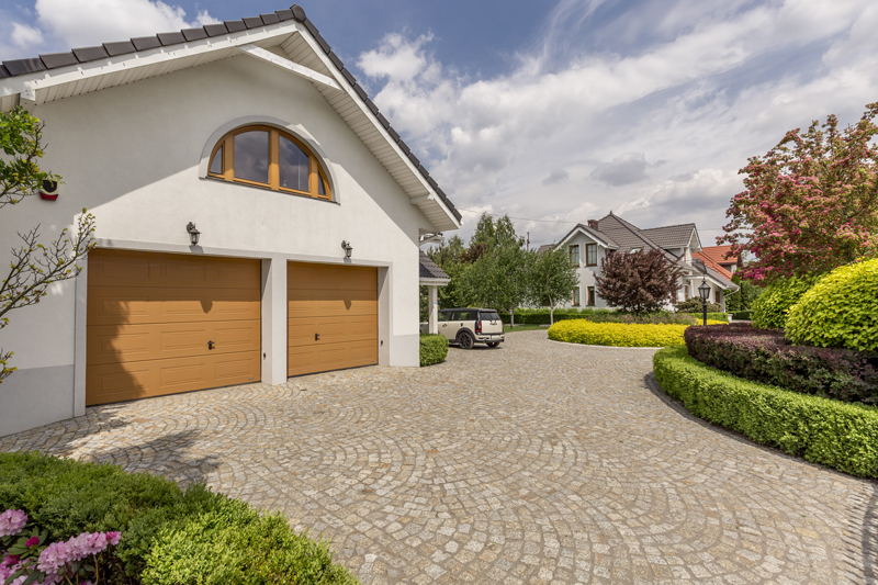 How To Level A  Driveway: Step By Step Guide