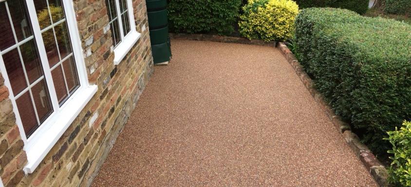 Resin bound paving