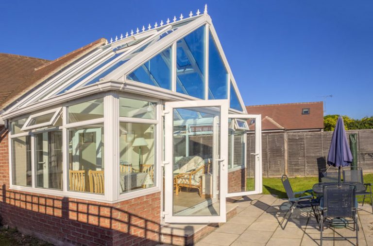 How to Make Your Conservatory Warmer The Ultimate Solution How to Make Your Conservatory Warmer The Ultimate Solution